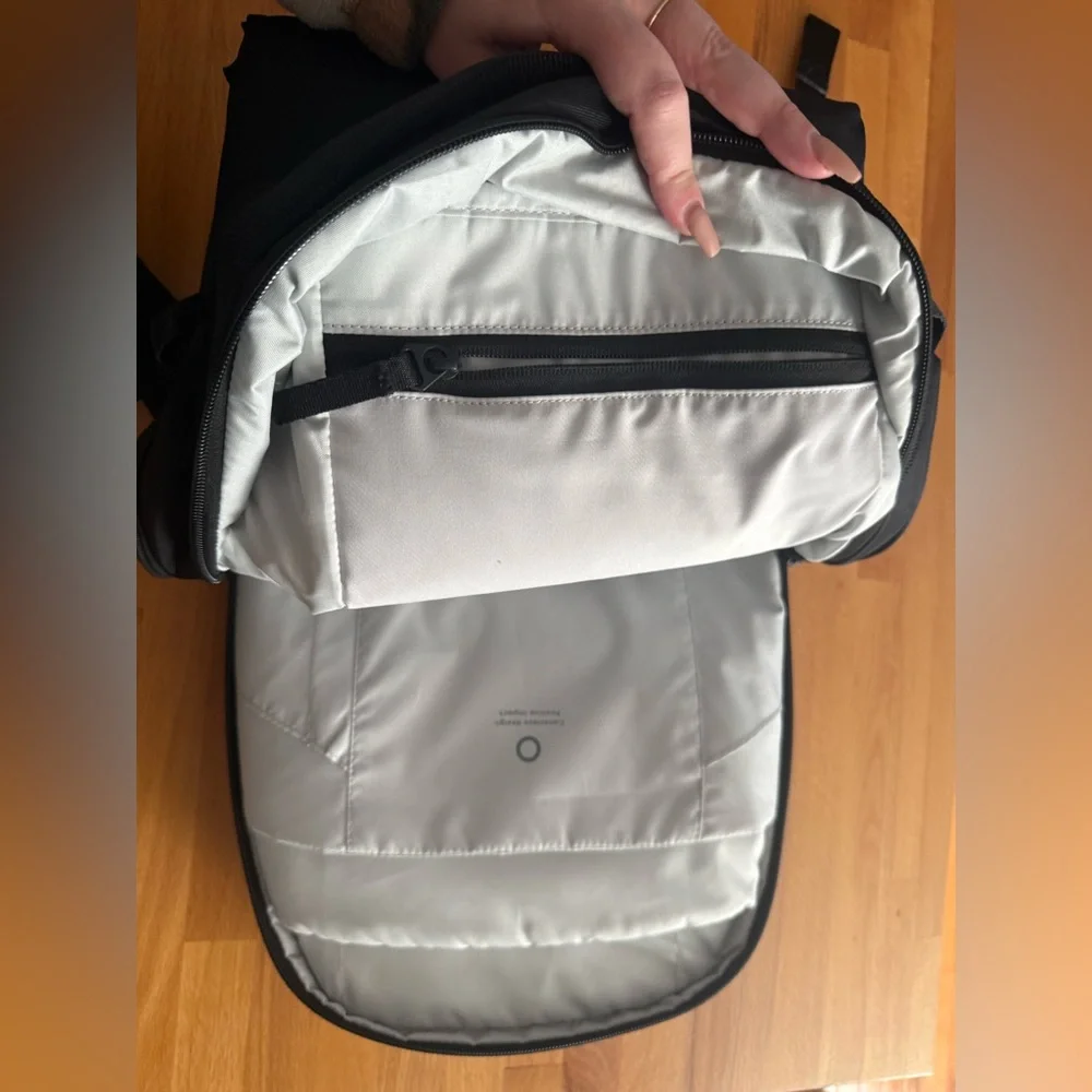 Urth Arkose Camera & Laptop Photo Travel Work Backpack SET 20L Black
